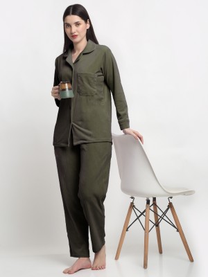 Fabinaliv Women Solid Green Night Suit Set