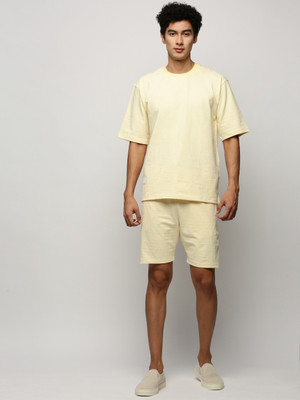 SHOWOFFFF Men Solid Yellow Top & Shorts Set
