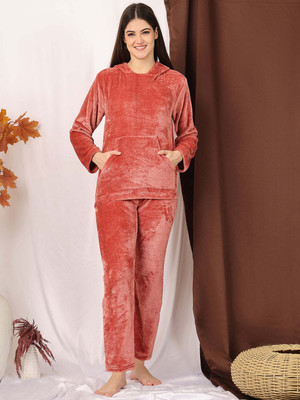 ETC Women Solid Maroon Night Suit Set