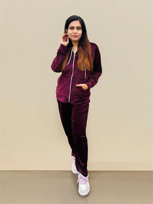 Style Cozies Women Solid Maroon Night Suit Set