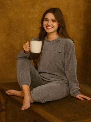 bamboo breeze Women Graphic Print Grey Night Suit Set