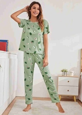 DIVYASTRI FASHION Women Printed, Self Design Green Night Suit Set