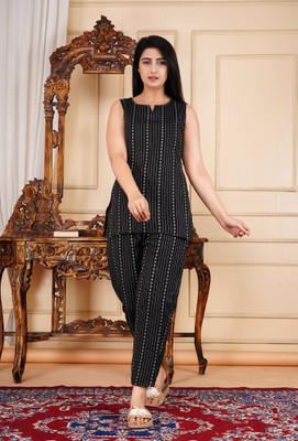 h hiphonic Women Printed Black Top & Pyjama Set
