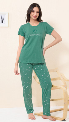 QUIRA Women Printed Green Top & Pyjama Set
