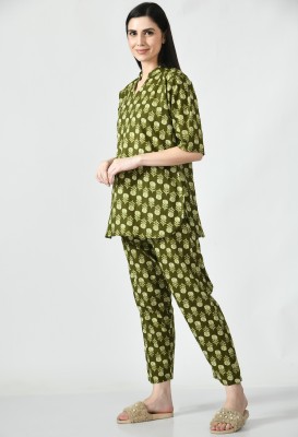 AnjuShree Choice Women Printed Green Night Suit Set