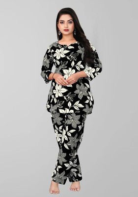Biyoko Women Printed Black Top & Pyjama Set