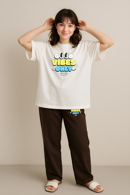 Shonisha Women Printed Brown, White Top & Pyjama Set