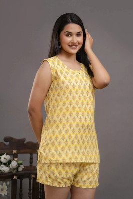 SAYANG Women Printed Yellow Top & Shorts Set