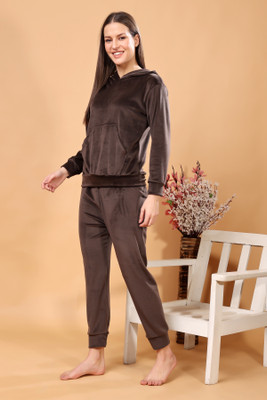 MADFROG Women Solid Brown Night Suit Set