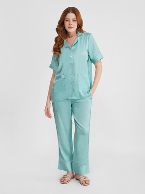 NOITE LUXE Women Solid Green Shirt & Pyjama set
