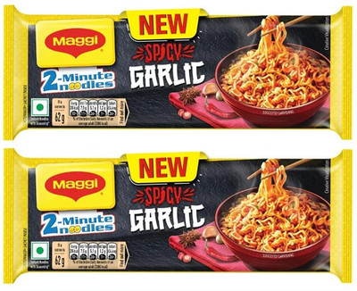 Maggi 2-Minute Spicy Garlic Noodles, 496 g(248g*2)// Instant Noodles Vegetarian(2 x 248 g)
