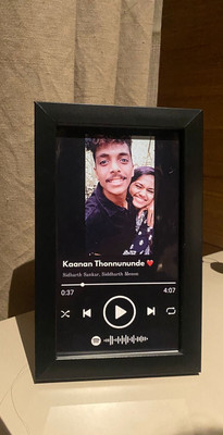 Tradesi Plastic Table Photo Frame(Multicolor, 1 Photo(s), 9x6 inch)