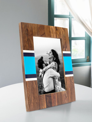 GOLDEN PEACOCK Wood Table Photo Frame(Brown, Blue, White, 1 Photo(s), Frame Size: 17.7 cm x 12.7 cm (Height x Width))