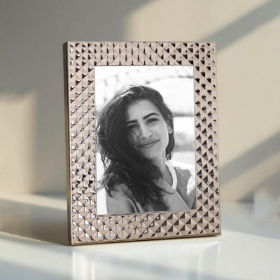 lumia Steel Table Photo Frame(Silver, 1 Photo(s), 10 cm x 15 cm)
