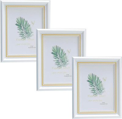 KUBER INDUSTRIES MDF Table Photo Frame(White, 3 Photo(s), 21.8 x 26.9 x 1.5 CM)