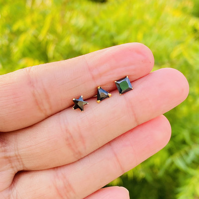 blush bella Crystal Gold-plated Plated Alloy Nose Stud(Pack of 3)