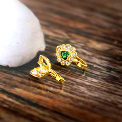 Tanusha Jewels Zircon Gold-plated Plated Brass Nose Stud Set(Pack of 2)
