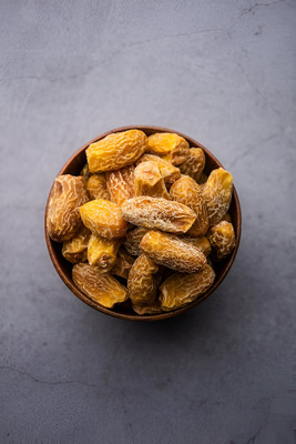 HIMANSHI HERBALS Premium Dates|Sukha Khajoor,Healthy & Nutritious Snack | Chuara ,Kharak Dry Dates(1000 g)