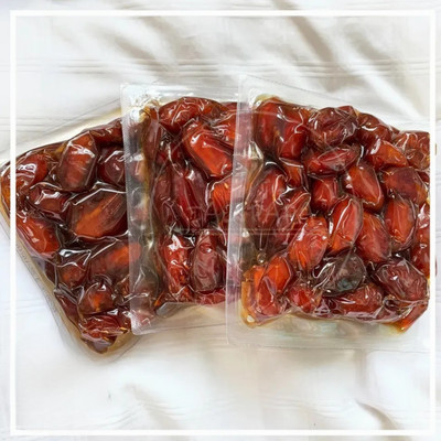 hanumant enterprises Premium seedless dates (1Kg) Pin Khajur|Khajuur Wet Dates(2 x 0.5 kg)