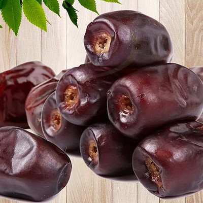 Royal foodery Black Dates Soft Dates Premium Organic Handpicked Khajoor Soft Dried Healthy Wet Dates(1 x 500 g)