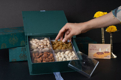 VISHNU DELIGHT Premium Dry Fruits Combo Gift Hamper For Festive and Special Occassions (600 g)(4 x 150 g)