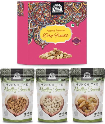 WONDERLAND Foods - Dry Fruits Gift Box Combo Almonds, Cashews, Raisins(3 x 100 g)