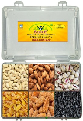 SSKE Gift Pack 500 g (Cashew/Almond/Pista/Black Raisins/Yellow Raisins/Yellow Dates) Almonds, Cashews, Pistachios, Raisins(500 g)