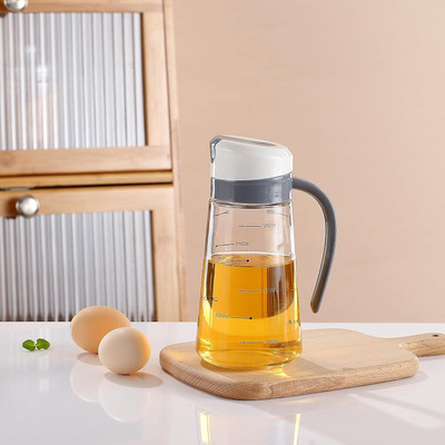 Avastro 690 ml Cooking Oil Dispenser(Pack of 1)