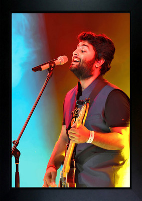 CrowdHall Arijit Singh Photo Frame | Arijit Singh Poster Digital Reprint 13.5 inch x 10 inch Painting(With Frame)