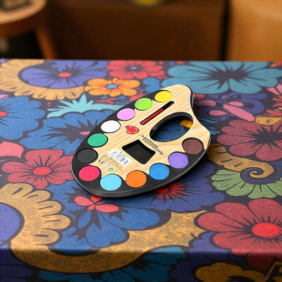 hph craftt Plastic 12 Paint Wells Palettes  with Lid(Set of 1, Multicolor)
