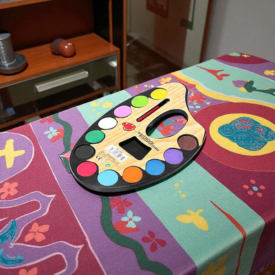 hph craftt Plastic 12 Paint Wells Palettes  with Lid(Set of 1, Multicolor)