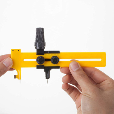 BM RETAIL Small Circle Cutter Paper Trimmer Circle Cutter for Scrapbooking(10-150mm) Plastic Grip Hand-held Paper Cutter(Set Of 1, Yellow)