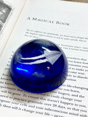 RoyalThum RTPW015 Resin Paper Weights  with Glossy(Set Of 1, Blue)