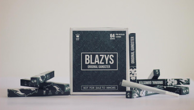 original gangster Blazy Pre-Rolled Cones Straight-lined King Size 14 gsm Paper Roll(Set of 1, White)