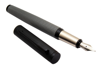 Ledos Picasso Parri Hyper Chess Matte Black Finish Cap Arrow Clip Fountain Pen(Ink Color - Converter system)