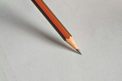 Suresh 01 Pencil(Black)