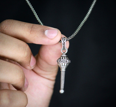 Whitechimes Silver Gada Pendant Chain Silver Stainless Steel Pendant Set