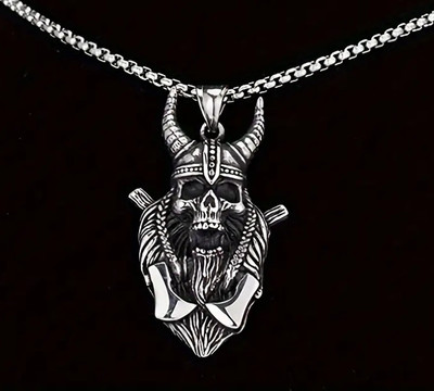 Lila Fashion Jewellery Evil Helmet Horn Skull Necklace Chain Pendant for Men Boy Stainless Steel Pendant Set