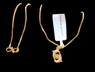 DIVS FASHION TWIN FISH DIAMOND PENDANT WITH BOX CHAIN Gold-plated Brass Pendant Set