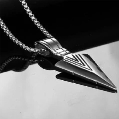 ruby collection Silver Color Triangle Arrow Head Pendant Necklace for Men Stainless Steel Pendant