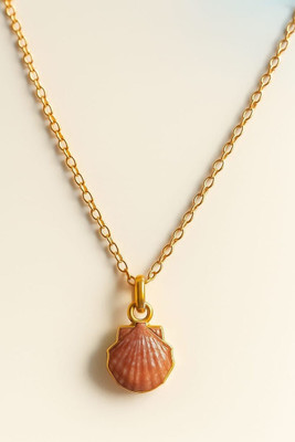 Imrazeluxe Golden Seashell Pendant Necklace Gold-plated Stainless Steel Locket