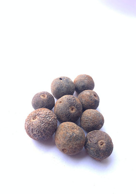Rudraksham Rudraksha Nepali Scared Fruit (Set of 9) Wood Pendant Set