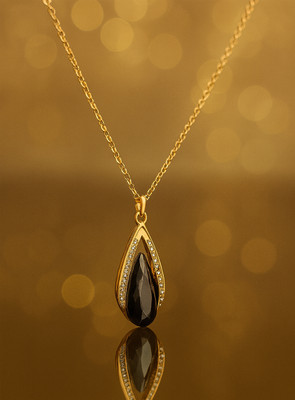 SHANKH-KRIVA Gold-plated Diamond Metal Pendant Set