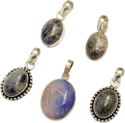nividita Pendant with Chain Brass Locket Set