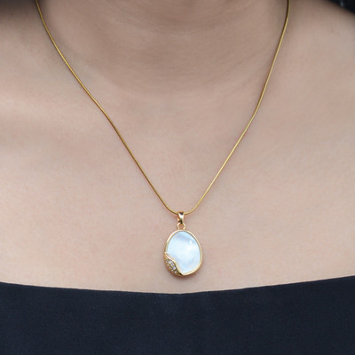 ARTKLIM Artklim Gold Plated White Marble Pendant Necklace Gold-plated Stainless Steel Pendant