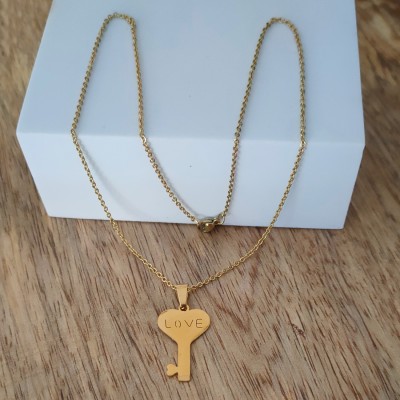 M Men Style Valentine Day Gift Heart Shape Love Word Key Gold Stainless Steel Pendant Gold-plated Stainless Steel Pendant