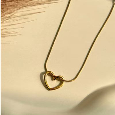 MASHBA Gold Plated Hollow Heart Shape Pendant With Chain For Women And Girls Gold-plated Brass Pendant Set