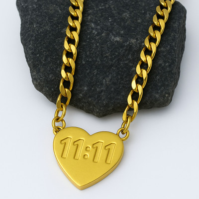 GLADTIME 11:11 Heart-Shaped Pendant Necklace | Anti-Tarnish Stainless Steel Chain Gold-plated Stainless Steel Pendant