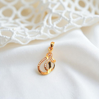 Pretty Queen Long Size Floral Pendant/Dollar For Chains For Women/Girls, 1 Gram Gold-plated Copper, Brass Pendant