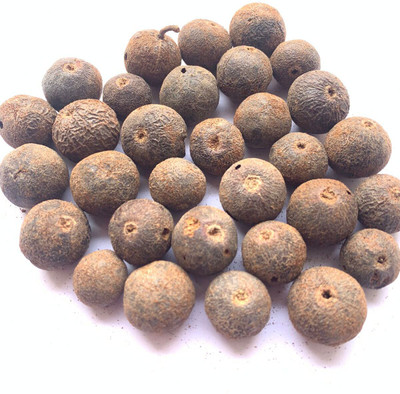 Rudraksham Rudraksha Nepali Scared Fruit (Set of 31) Wood Pendant Set